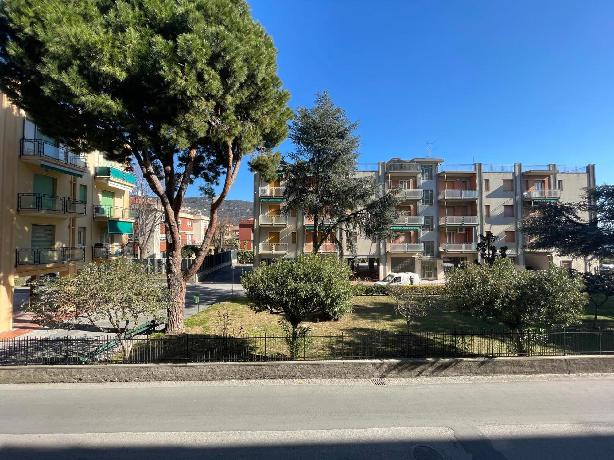 50 Metri Dal Mare - Free Parking E A/C Lejlighed Pietra Ligure Værelse billede